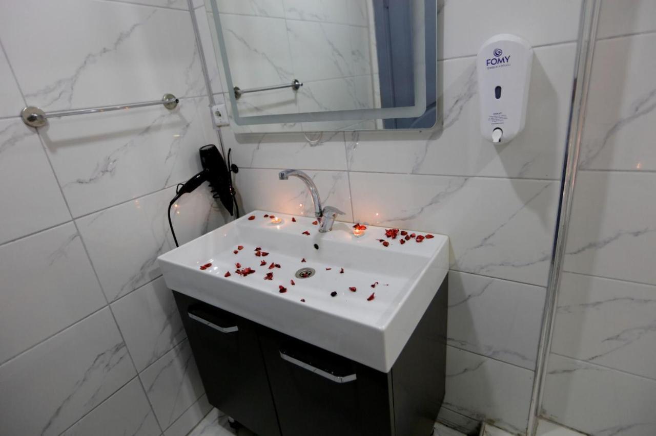 Sara Suit Hotel Istambul Exterior foto